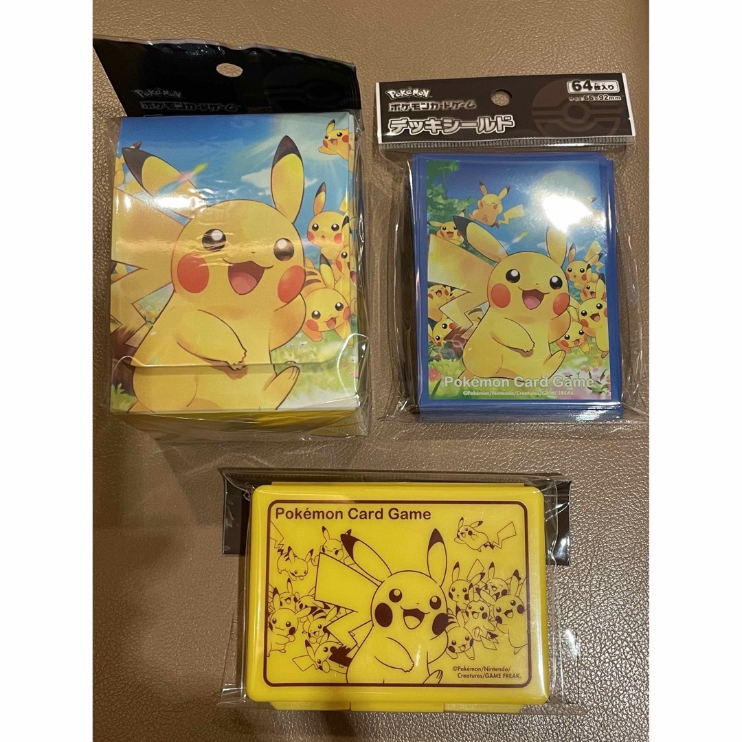 合皮製プレイマットケース×1個ポケモンカード　デッキケース　プレイマット　ダメカン　セット　ピカチュウ　マリィ