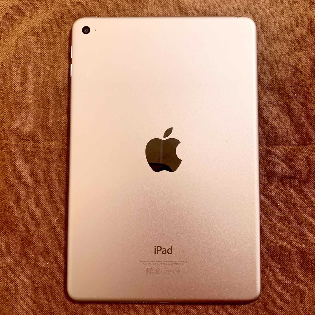 PC/タブレットiPad mini4 美品