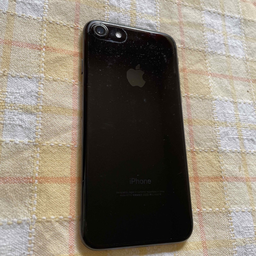 iPhone7 128GB ios10.3.1 jetblack SIMフリー