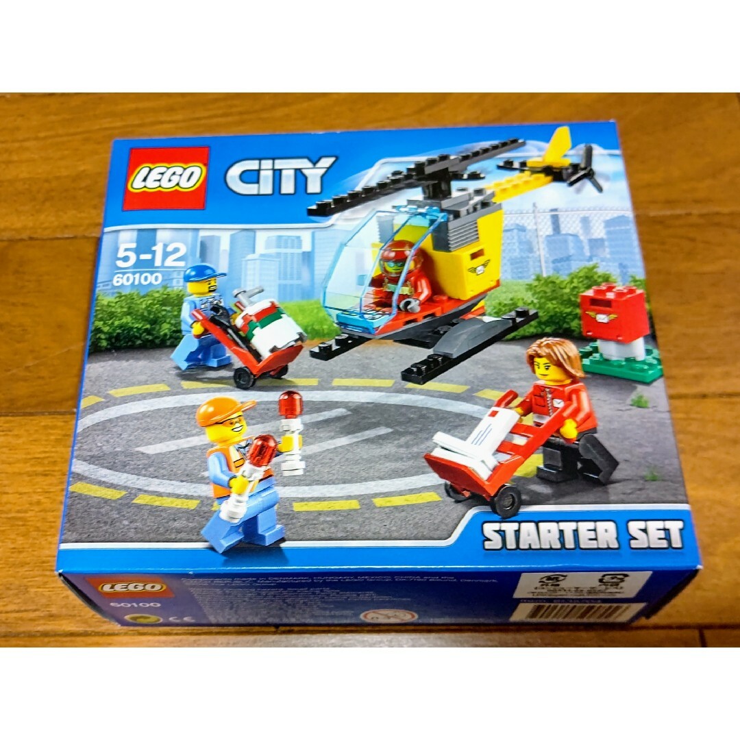 Lego(レゴ)のレゴ★シティ 空港スタートセット 60100（中味のみ）新品 激レア エンタメ/ホビーのおもちゃ/ぬいぐるみ(キャラクターグッズ)の商品写真