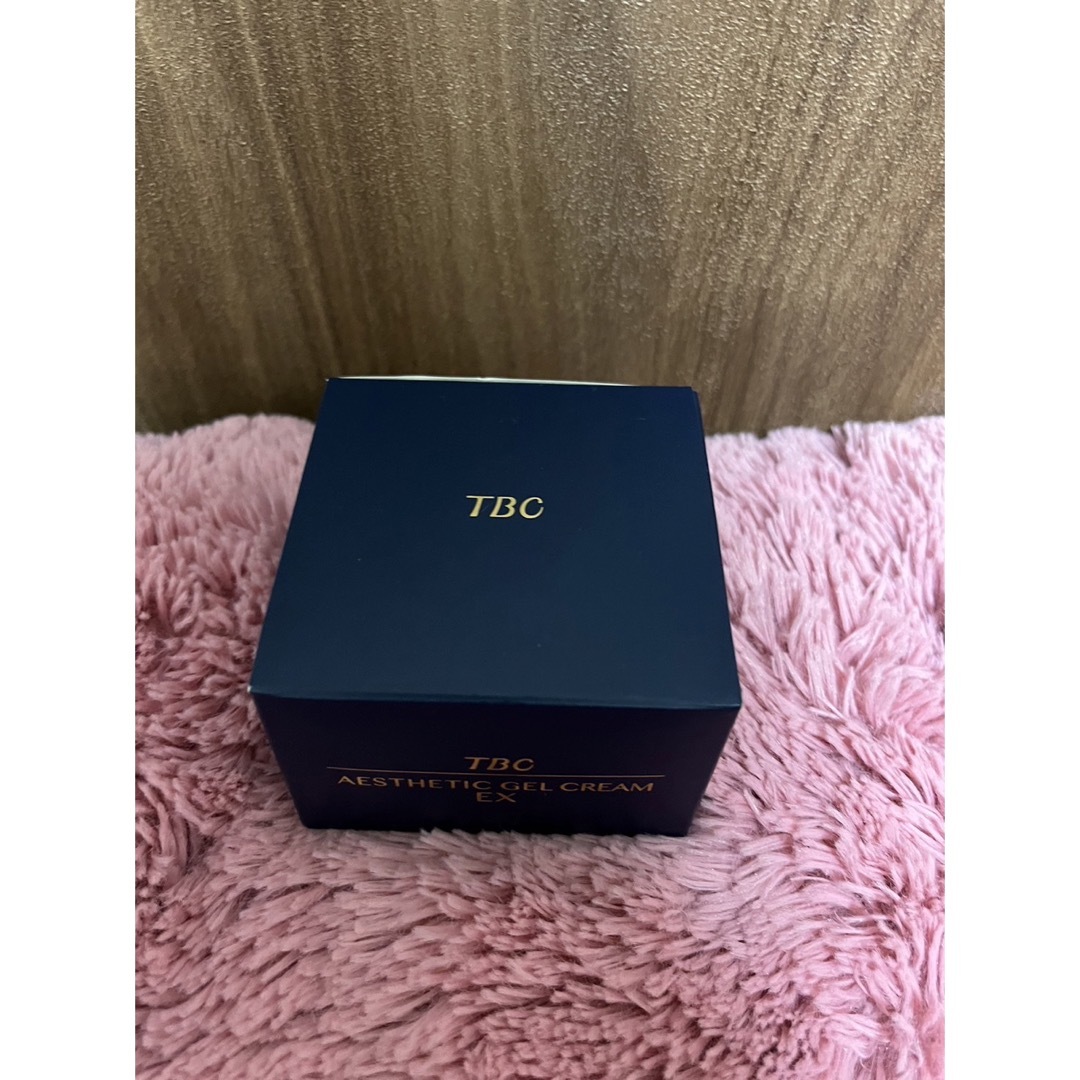 TBC エステティックジェルクリームEX 50g コスメ/美容のスキンケア/基礎化粧品(オールインワン化粧品)の商品写真