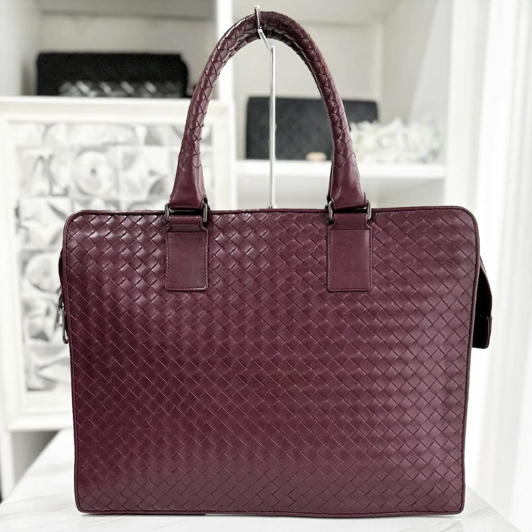 Bottega Veneta(ボッテガヴェネタ)のボッテガヴェネタ　ビジネスバッグ　イントレチャート　バーガンディー　美品☆ メンズのバッグ(ビジネスバッグ)の商品写真