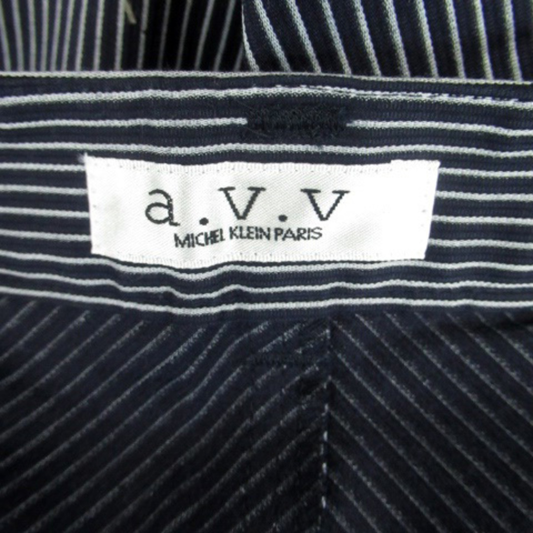 a.v.v(アーヴェヴェ)のアー・ヴェ･ヴェ ミッシェルクラン 台形スカート ストライプ柄 36 紺 レディースのスカート(ひざ丈スカート)の商品写真