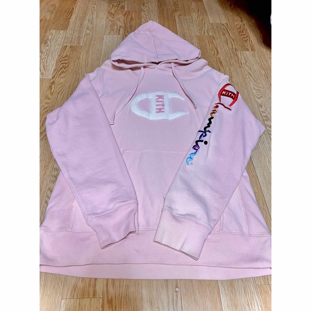 KITH×Champion ロゴパーカー ロゴフーディ ピンクパーカー