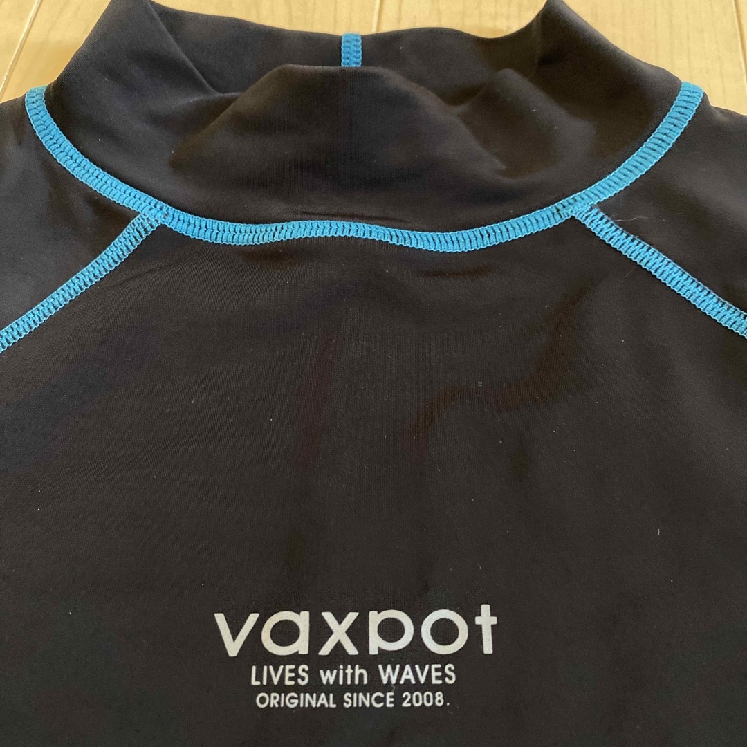 VAXPOT(バックスポット)の150cm  ラッシュガード 黒 スポーツ/アウトドアのスポーツ/アウトドア その他(マリン/スイミング)の商品写真