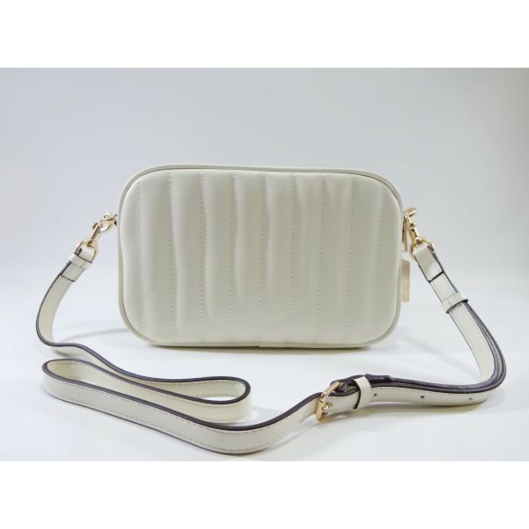 新品 未使用 COACH コーチ ショルダーバック キルティング ホワイト-