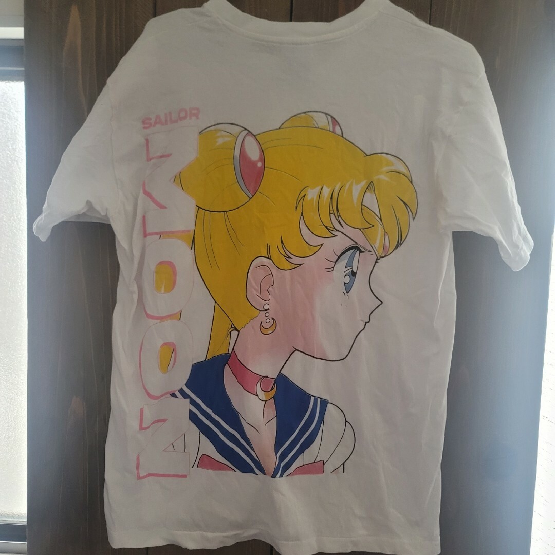 セーラームーン　tシャツ エンタメ/ホビーのおもちゃ/ぬいぐるみ(キャラクターグッズ)の商品写真