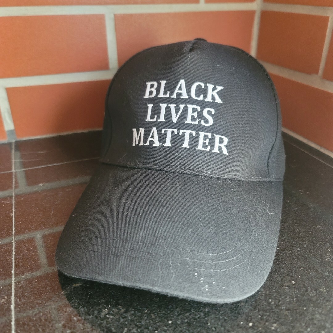 BlackLivesMatterブラックライブズマター メンズの帽子(キャップ)の商品写真