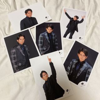 ブイシックス(V6)の岡田准一　ジャニショ 公式写真(アイドルグッズ)