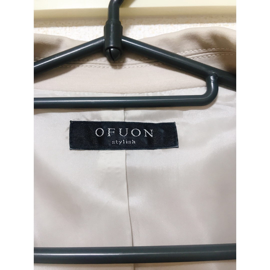 OFUON(オフオン)のオフオン　スーツジャケット　ベージュ、クリーム色 レディースのフォーマル/ドレス(スーツ)の商品写真