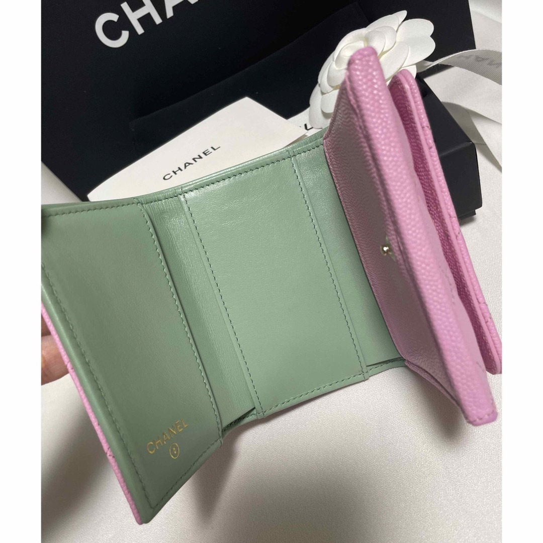 T⭐︎mama様専用】CHANEL 2023新作✨新品同様✨ 三つ折り財布 T⭐︎mama様専用】CHANEL 2023新作✨新品同様✨ 三つ折り財布