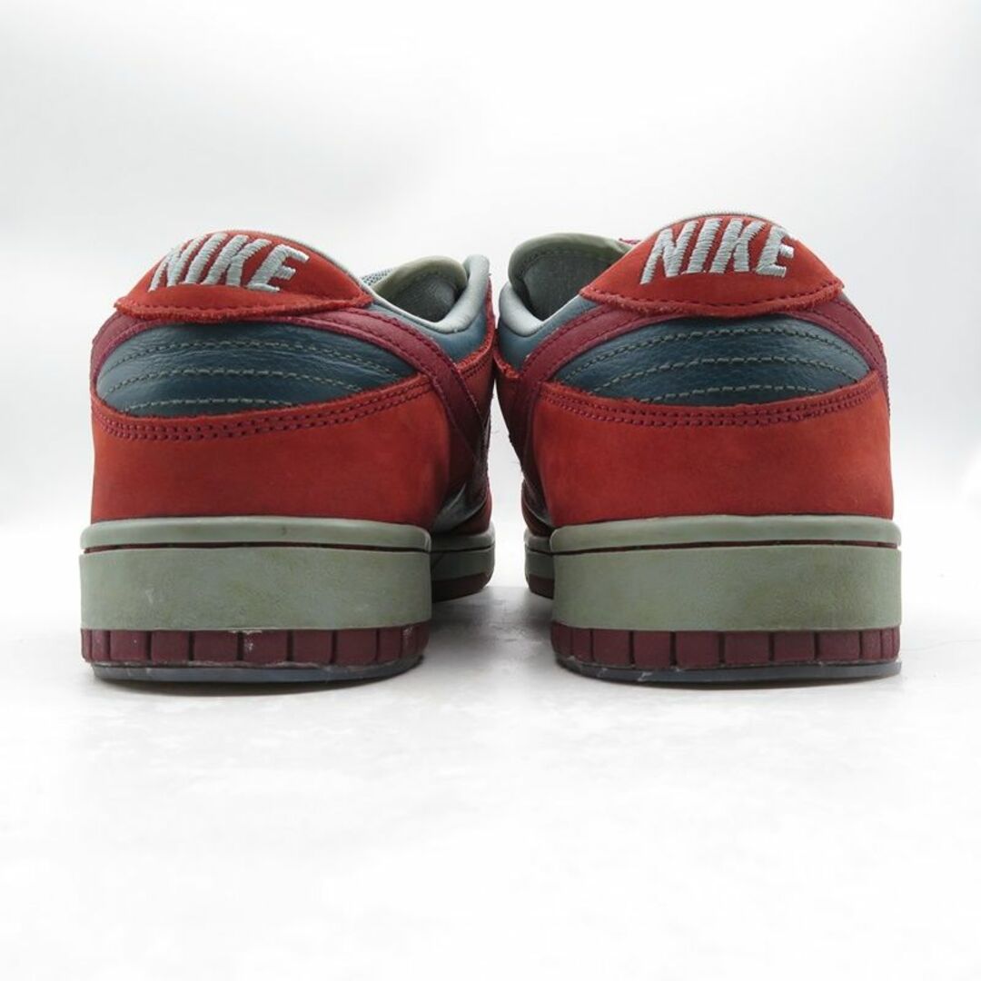 NIKE(ナイキ)のNIKE 2002 DUNK LOW PRO SB SHARK メンズの靴/シューズ(スニーカー)の商品写真