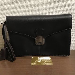 bag_person☆開店セール☆ 未使用品 美品 定価約15万 ダンヒル サイドカー クラッチ