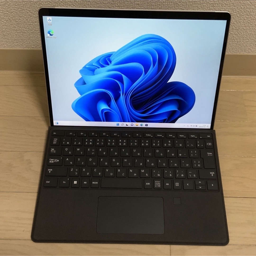 美品　Surface Pro5 8G/ 128G Office2021