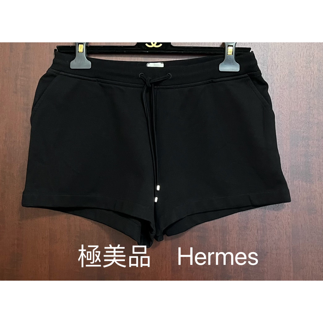 極美品　エルメス　Hermes ショートパンツ　黒