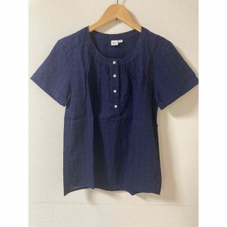 ギャップ(GAP)の美品GAP 綿100% トップス(Tシャツ(半袖/袖なし))