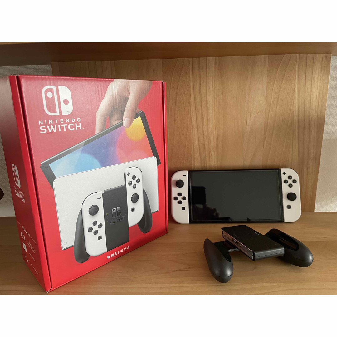 美品】Nintendo Switch 有機ELモデル ホワイト - 携帯用ゲーム機本体