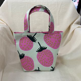 マリメッコ(marimekko)のマリメッコハンドメイドバック(バッグ)