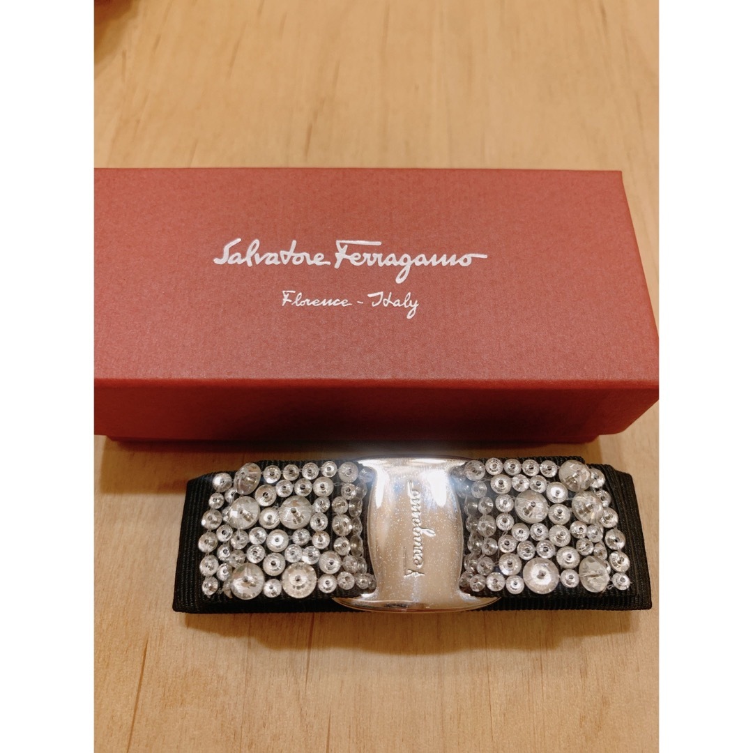 Salvatore Ferragamo(サルヴァトーレフェラガモ)のフェラガモ　バレッタ レディースのヘアアクセサリー(バレッタ/ヘアクリップ)の商品写真