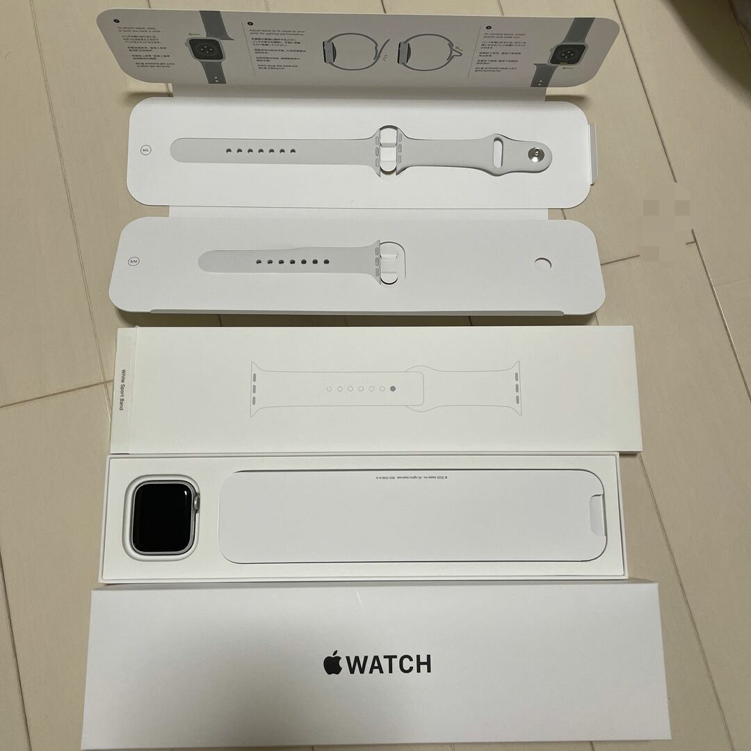 Apple Watch SE 40MM GPSレディース