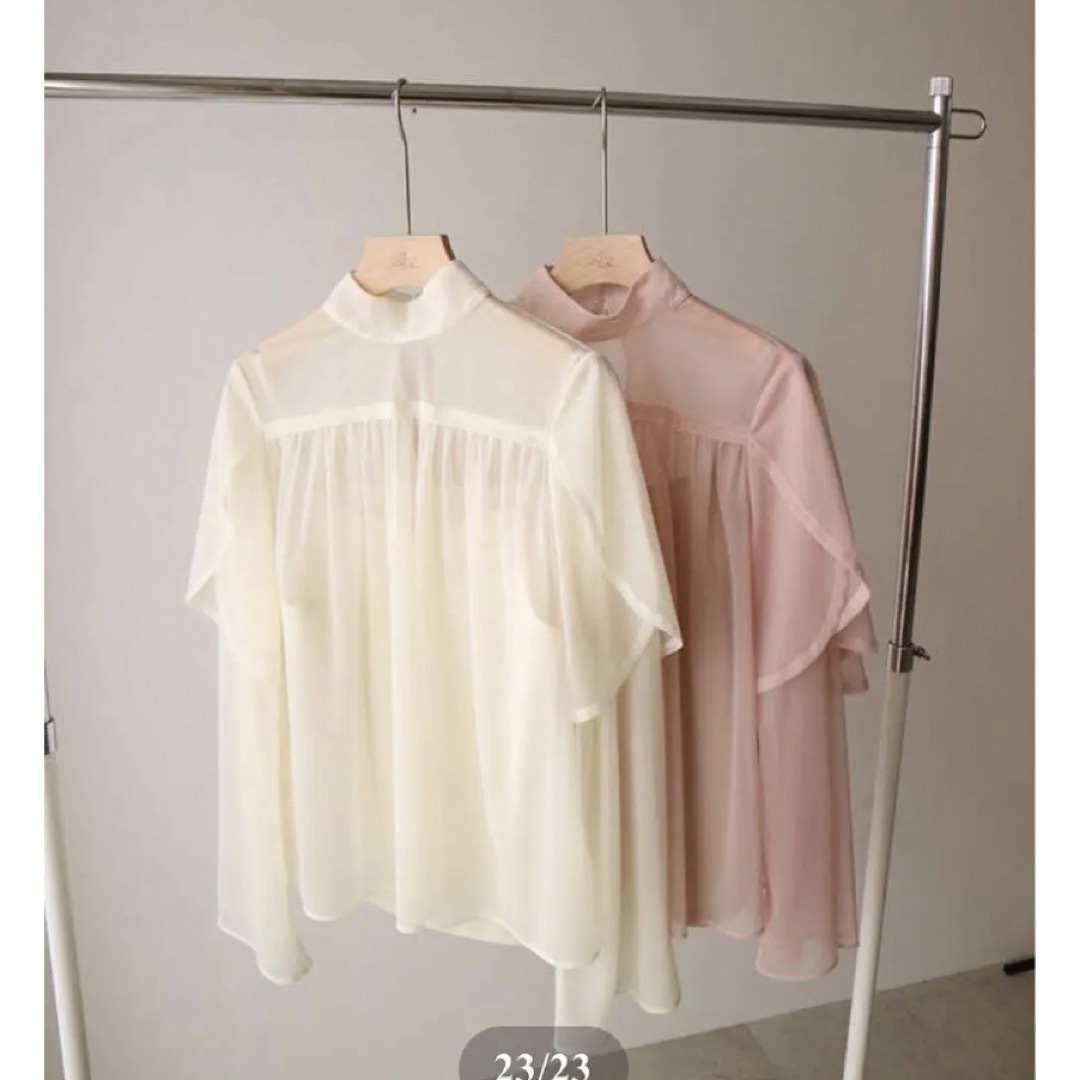 acka sheer flare blouse whiteの通販 by ❤︎｜ラクマ