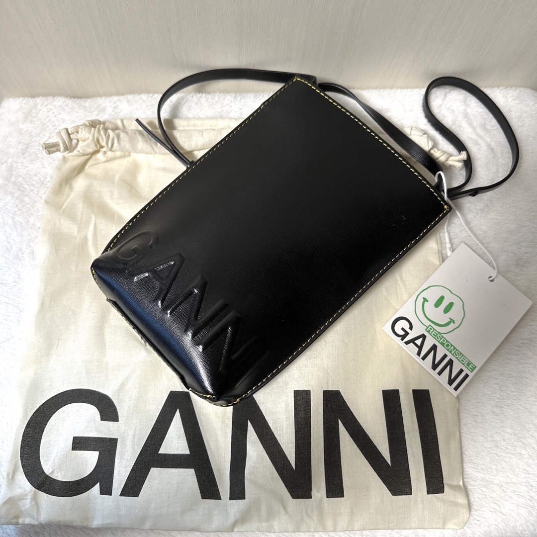 Ganni ガニー　BANNER CROSSBODY BAG  バッグ黒　新品