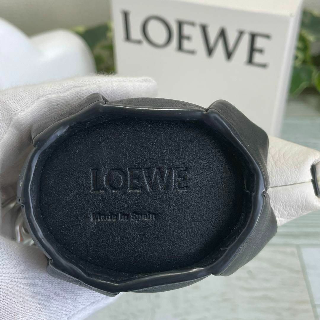 ワンピなど最旬ア！ ロエベ LOEWE パンダ 廃盤モデル アニマル ハンド