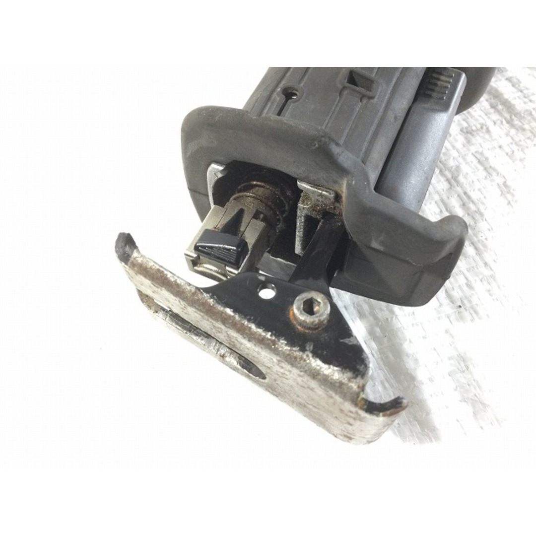 Makita - ☆中古品☆ makita マキタ 100V レシプロソー JR3030T Makita - ☆中古品☆ makita マキタ 100V レシプロソー JR3030T