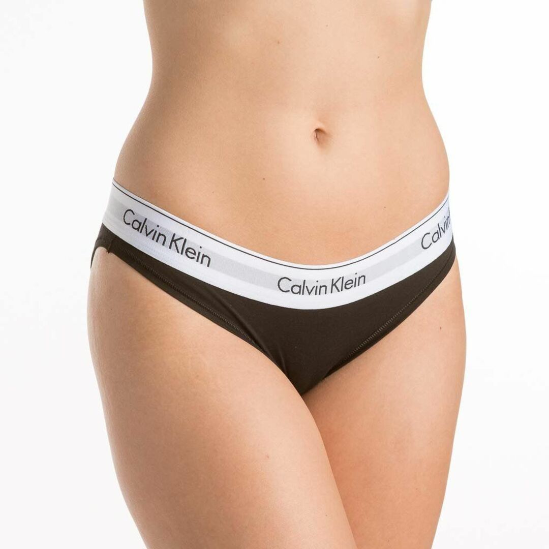 ck Calvin Klein(シーケーカルバンクライン)の カルバンクライン　 上下セット　下着　スポーツブラ　Sサイズ　黒 レディースの下着/アンダーウェア(ブラ&ショーツセット)の商品写真