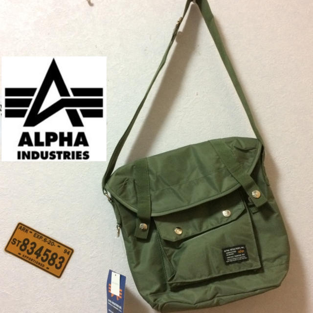 ALPHA INDUSTRIES(アルファインダストリーズ)の【新品タグ付き】ALPHA ミリタリー ショルダーバッグ メンズのバッグ(ショルダーバッグ)の商品写真