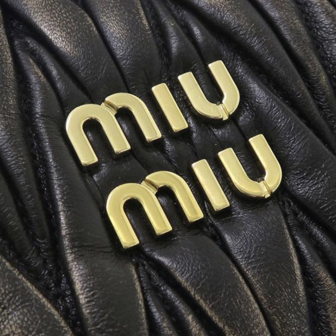 miumiuマテラッセオールド2wayショルダーバッグ 2wayショルダーバッグ
