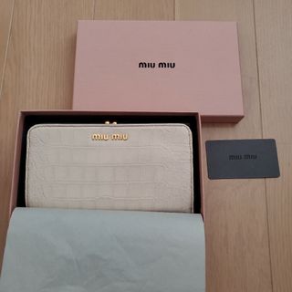 ミュウミュウ(miumiu)のyuu様専用(財布)