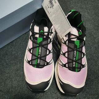 省スペース 洗える おしゃれ 新品salomon sandyliang スニーカー 23.5