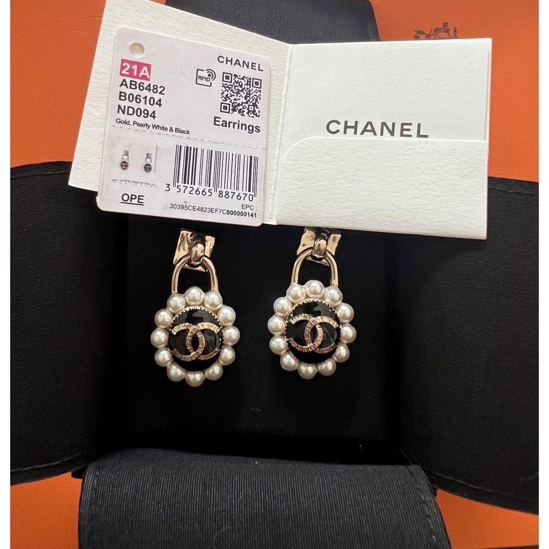 CHANEL - CHANEL シャネル ココマーク 21A 大人気 ピアス 新品未使用の