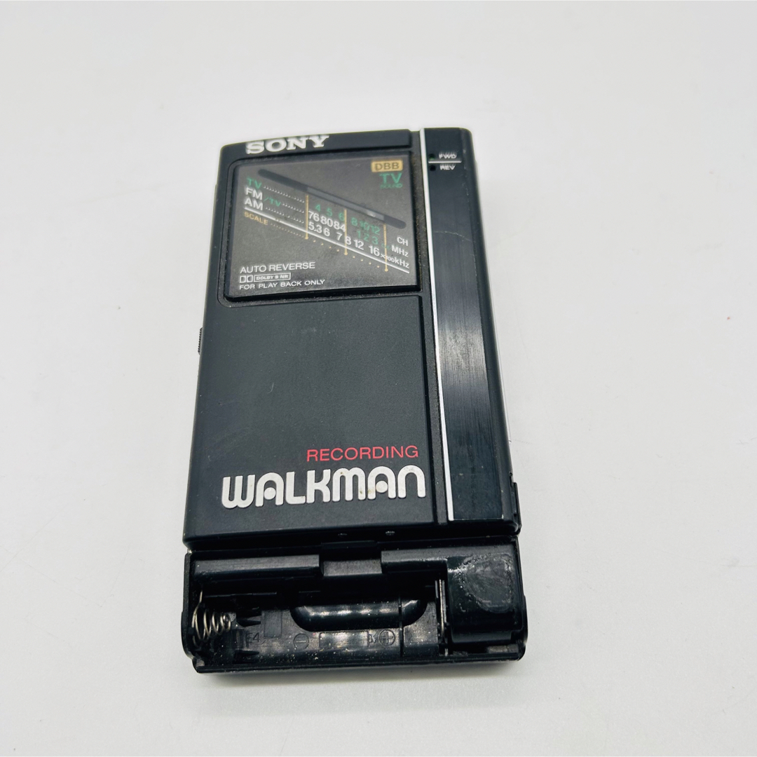 SONY WALKMAN wm-f404 スマホ/家電/カメラのオーディオ機器(ポータブルプレーヤー)の商品写真