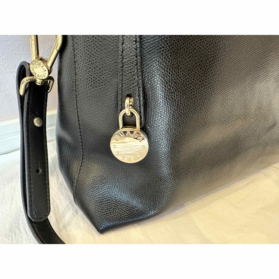 Furla(フルラ)のフルラ　パイパーm ハンドバッグ ショルダーバッグ レディースのバッグ(ハンドバッグ)の商品写真