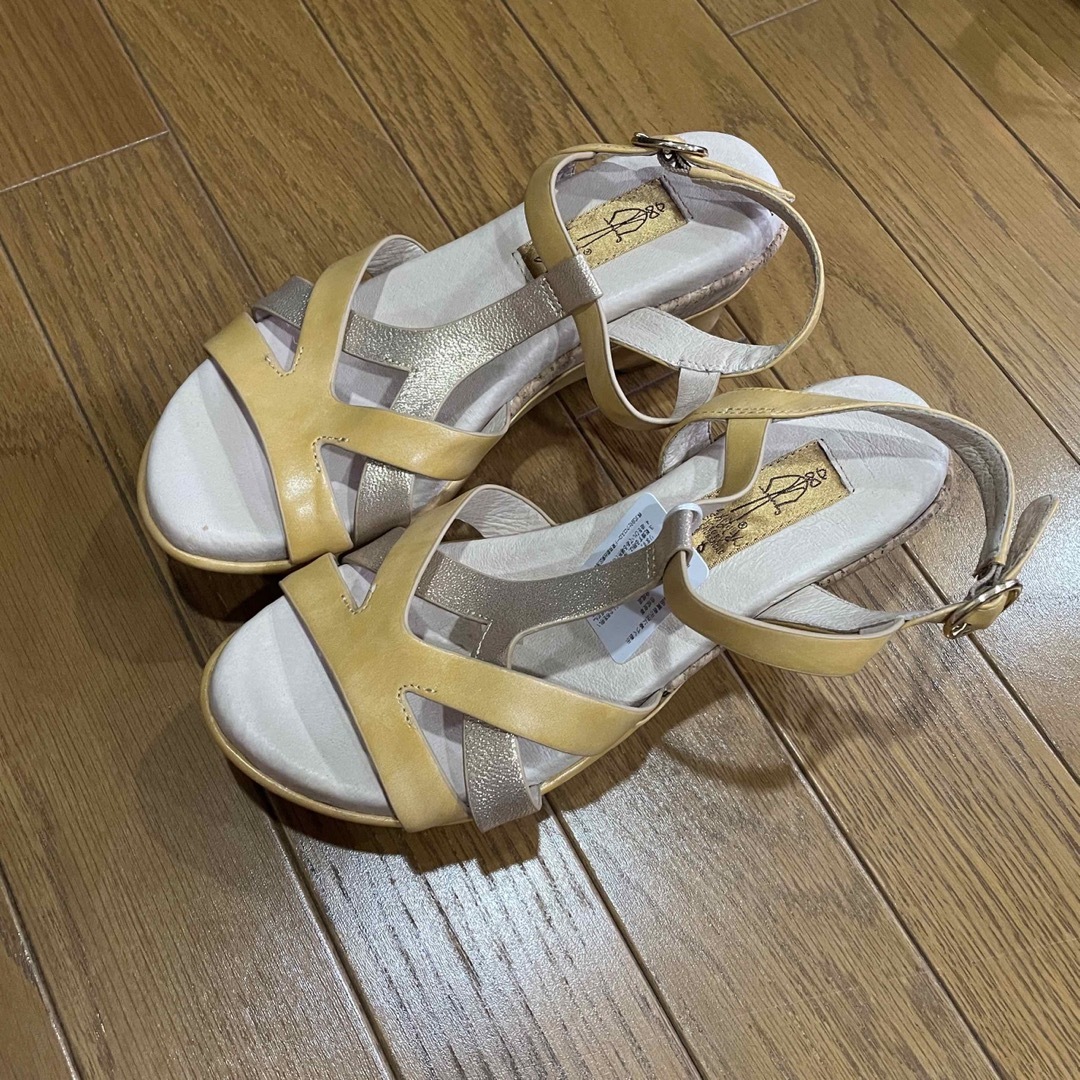 ☆美品☆あしながおじさん サンダル S - サンダル