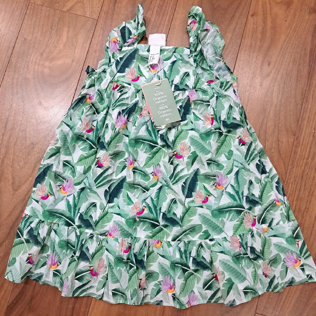 H&H(エイチアンドエイチ)の新品！エイチアンドエム　H&M　ワンピース キッズ/ベビー/マタニティのキッズ服女の子用(90cm~)(ワンピース)の商品写真