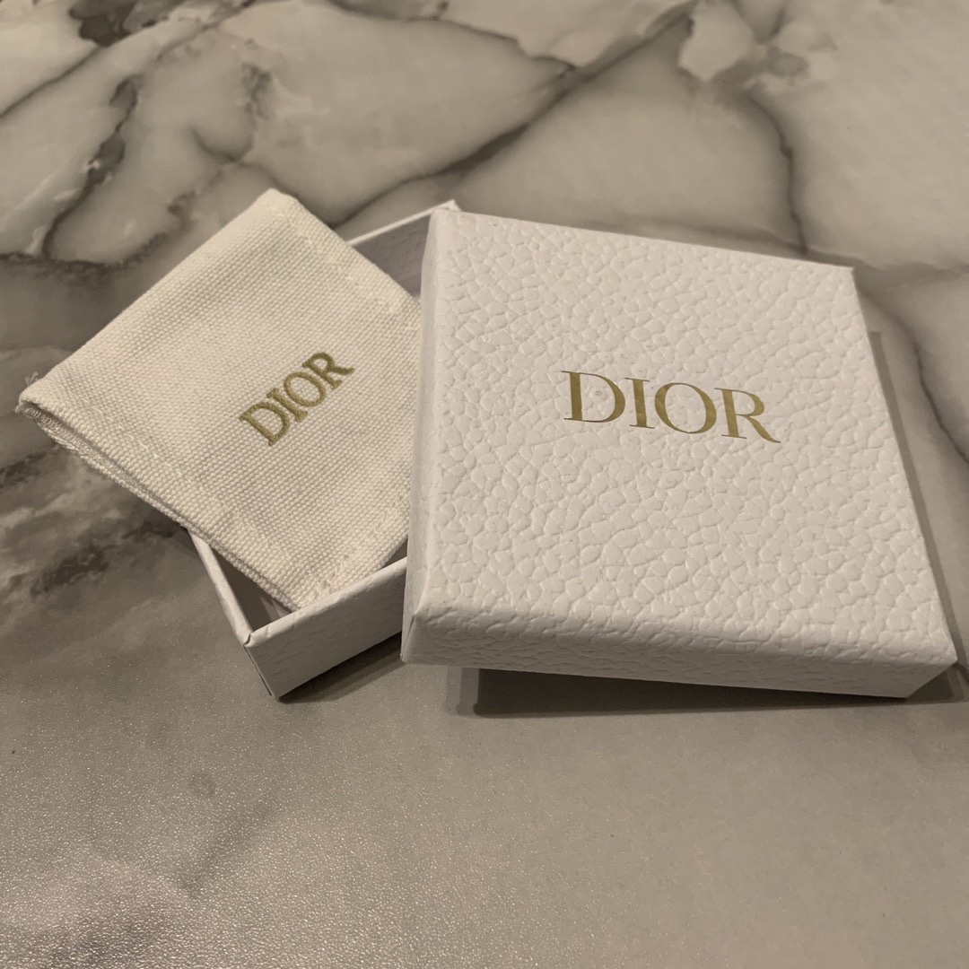 Dior(ディオール)のDIORミニ巾着・ボックス インテリア/住まい/日用品の収納家具(ケース/ボックス)の商品写真
