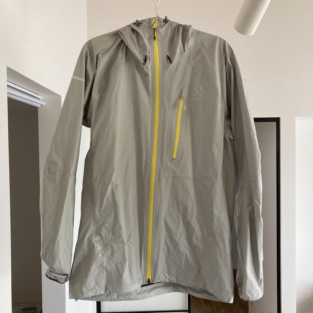 Haglofs(ホグロフス)のホグロフス L.I.M JACKET メンズ スポーツ/アウトドアのアウトドア(登山用品)の商品写真