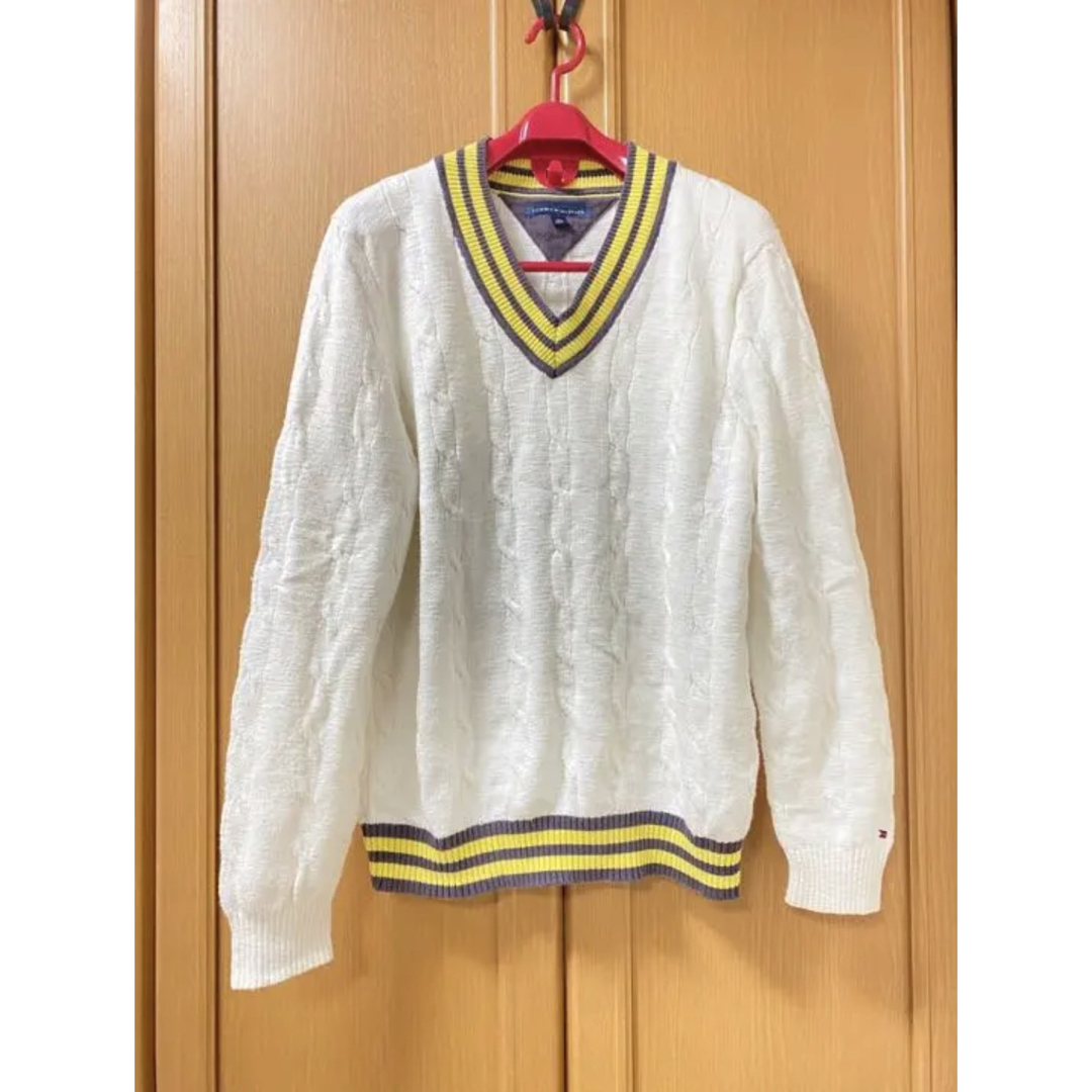 TOMMY HILFIGER(トミーヒルフィガー)のTOMMY HILFIGER  Vネック　ケーブルニット メンズのトップス(ニット/セーター)の商品写真