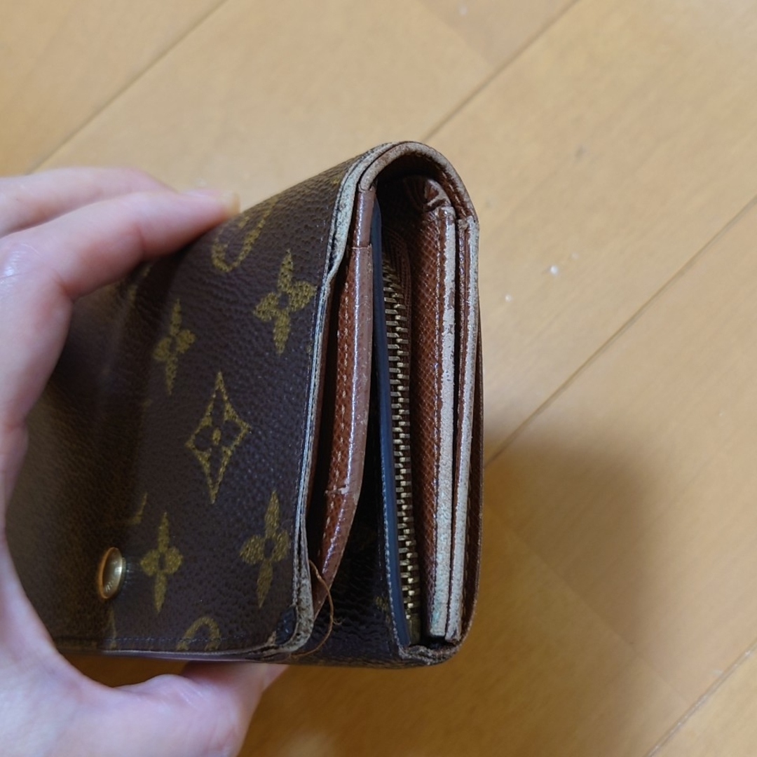 LOUIS VUITTON(ルイヴィトン)のルイヴィトン　L字ファスナー　二つ折り財布　モノグラム レディースのファッション小物(財布)の商品写真