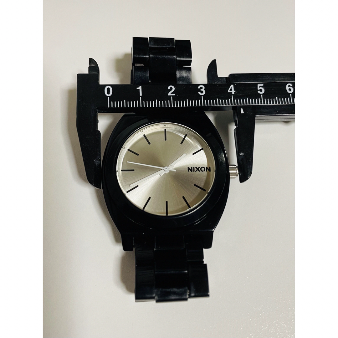 【電池新品の美品】NIXONのTIME TELLER ブラック×シルバー！