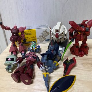 ガンダムコレクション(Gundam Collection（BANDAI）)のガンダム　フィギュア　ザク　ロボ　箸置き　(アニメ/ゲーム)