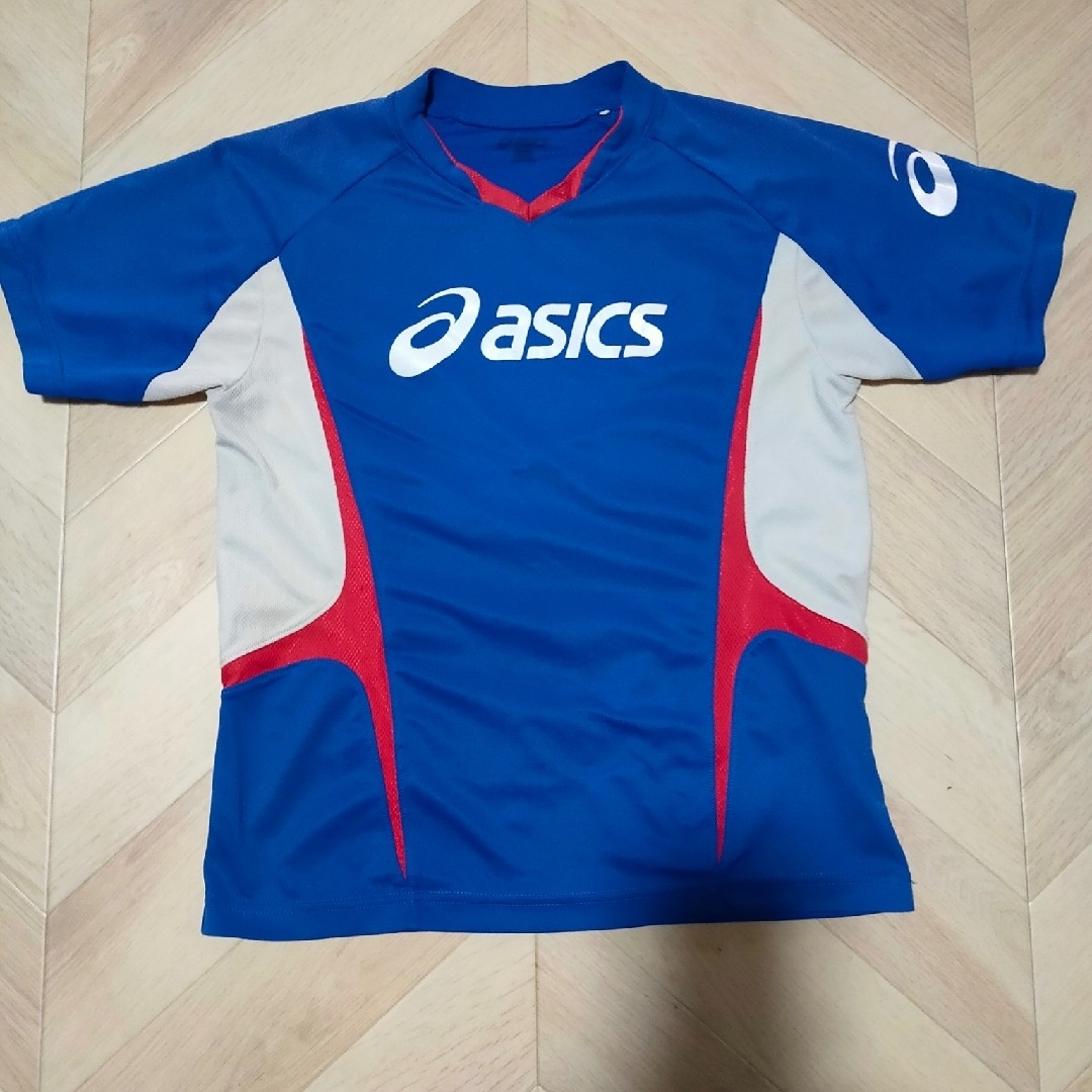 asics(アシックス)のサッカー練習着　150  まとめ売り キッズ/ベビー/マタニティのキッズ服男の子用(90cm~)(Tシャツ/カットソー)の商品写真