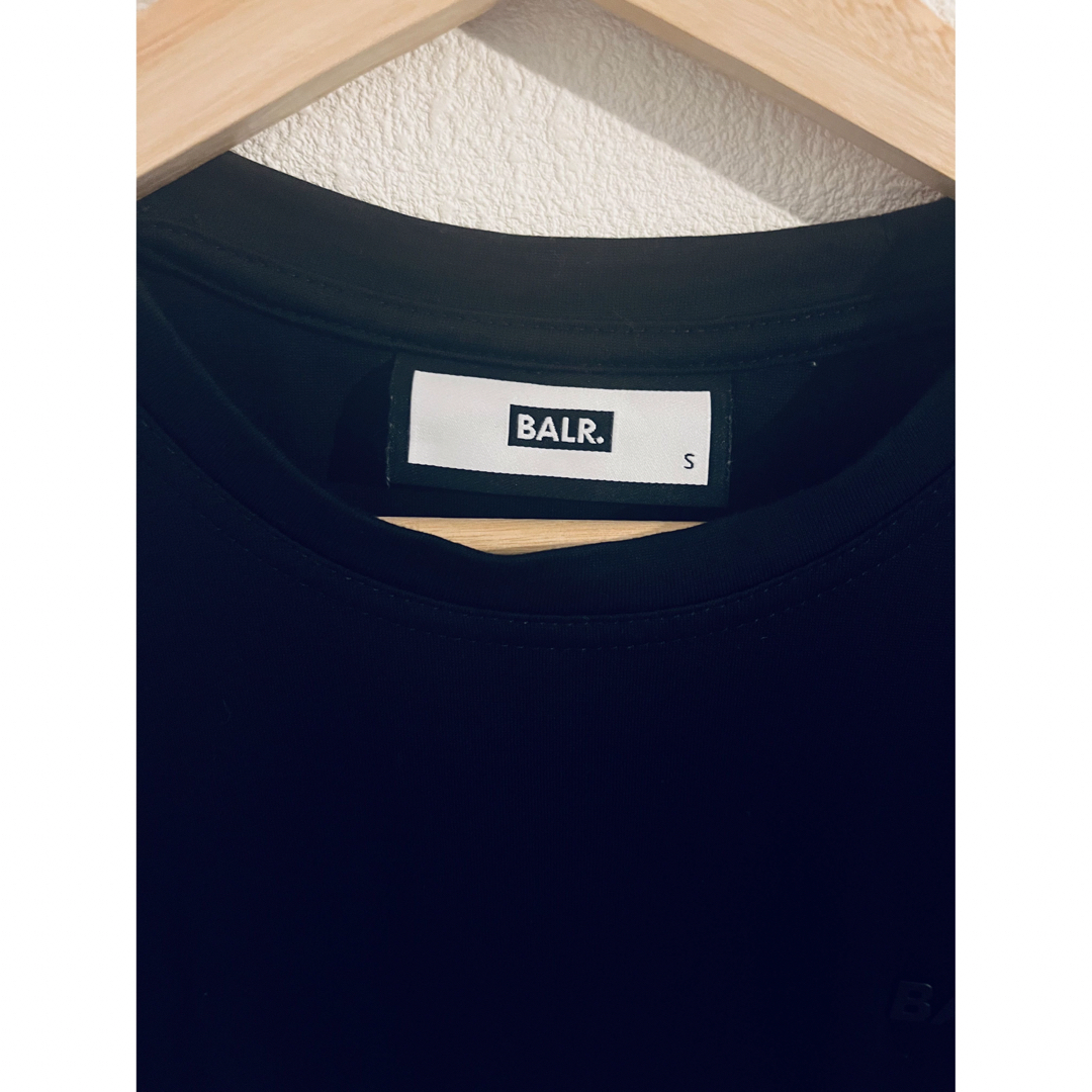 BALR. TAPE STRAIGHT T-SHIRT BLACK - S メンズのトップス(Tシャツ/カットソー(半袖/袖なし))の商品写真