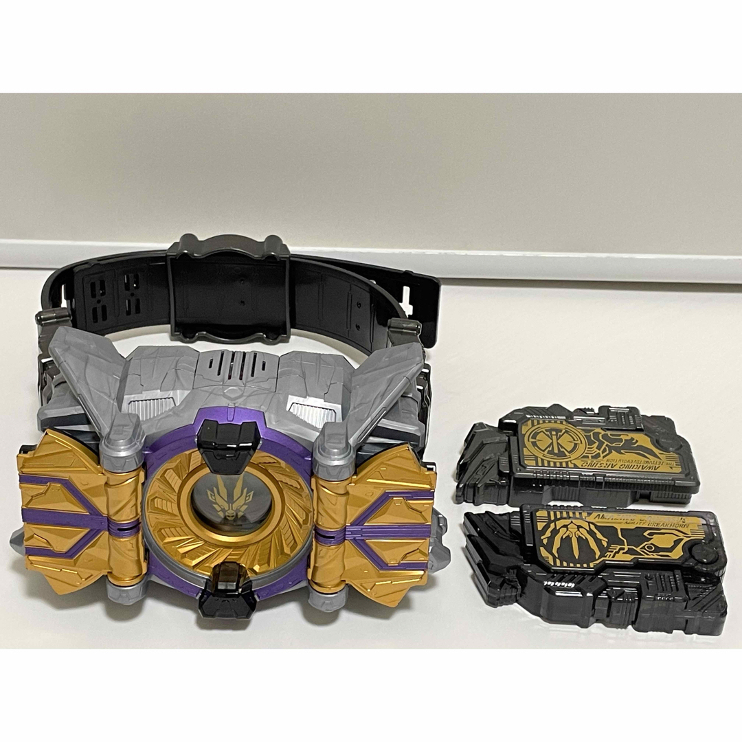 【BANDAI】仮面ライダーゼロワン 変身ベルト DXザイアサウザンドライバー