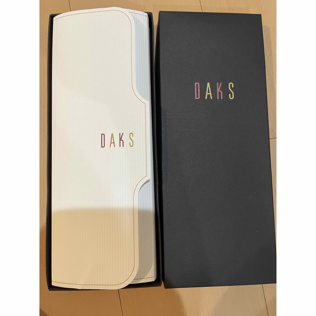 DAKS(ダックス)の新品未使用箱付　DAKS ダックス　ネクタイ メンズのファッション小物(ネクタイ)の商品写真