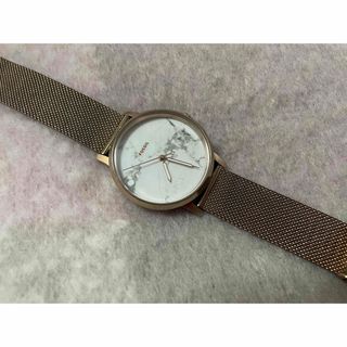 フォッシル(ゴールド/金色系)の通販 100点以上 | FOSSILを買うならラクマ