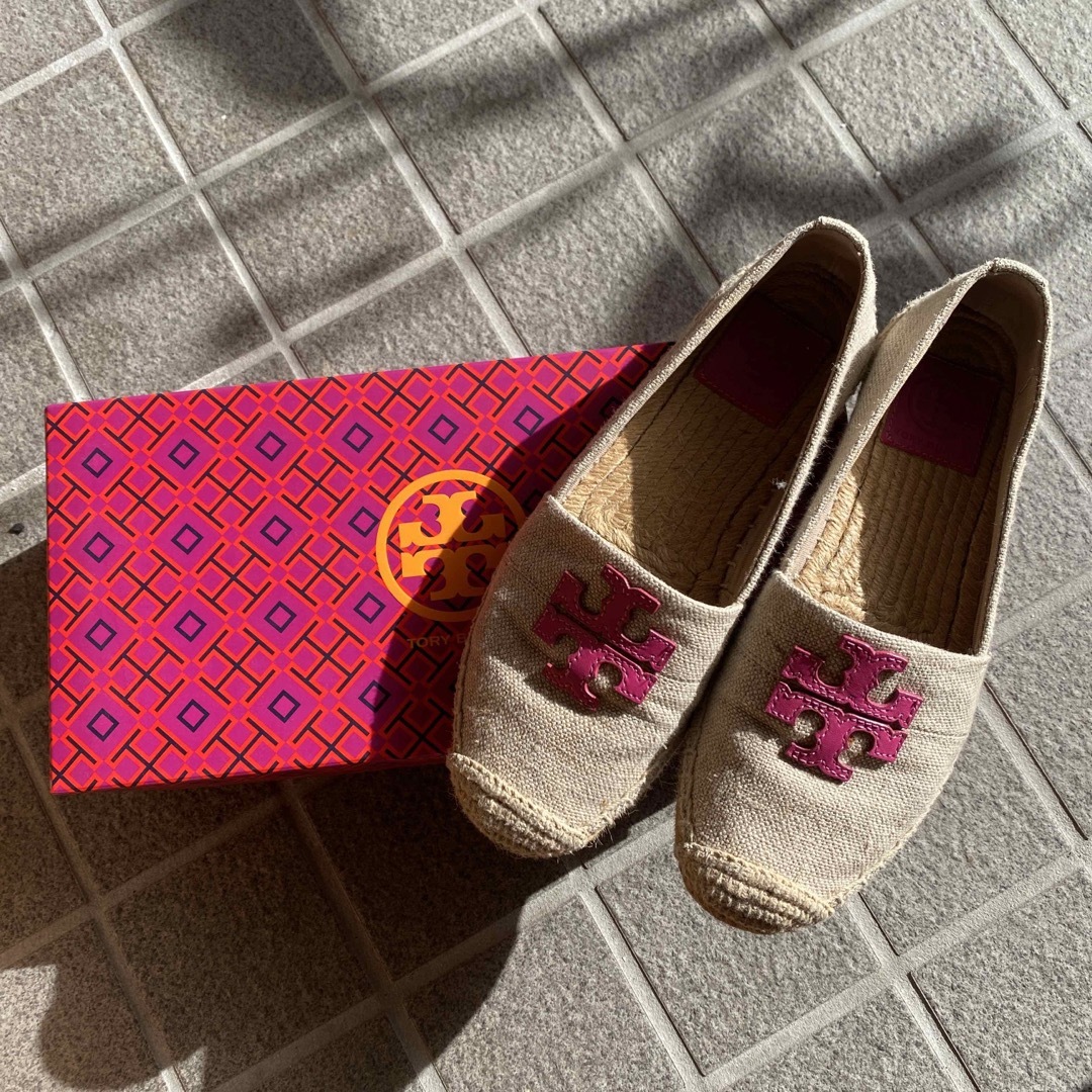 Tory Burch(トリーバーチ)のTORY BURUH スリッポン　23.5cm レディースの靴/シューズ(スリッポン/モカシン)の商品写真